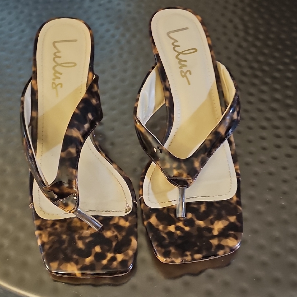 Lulu's Tortoise Shell Women's Sandals